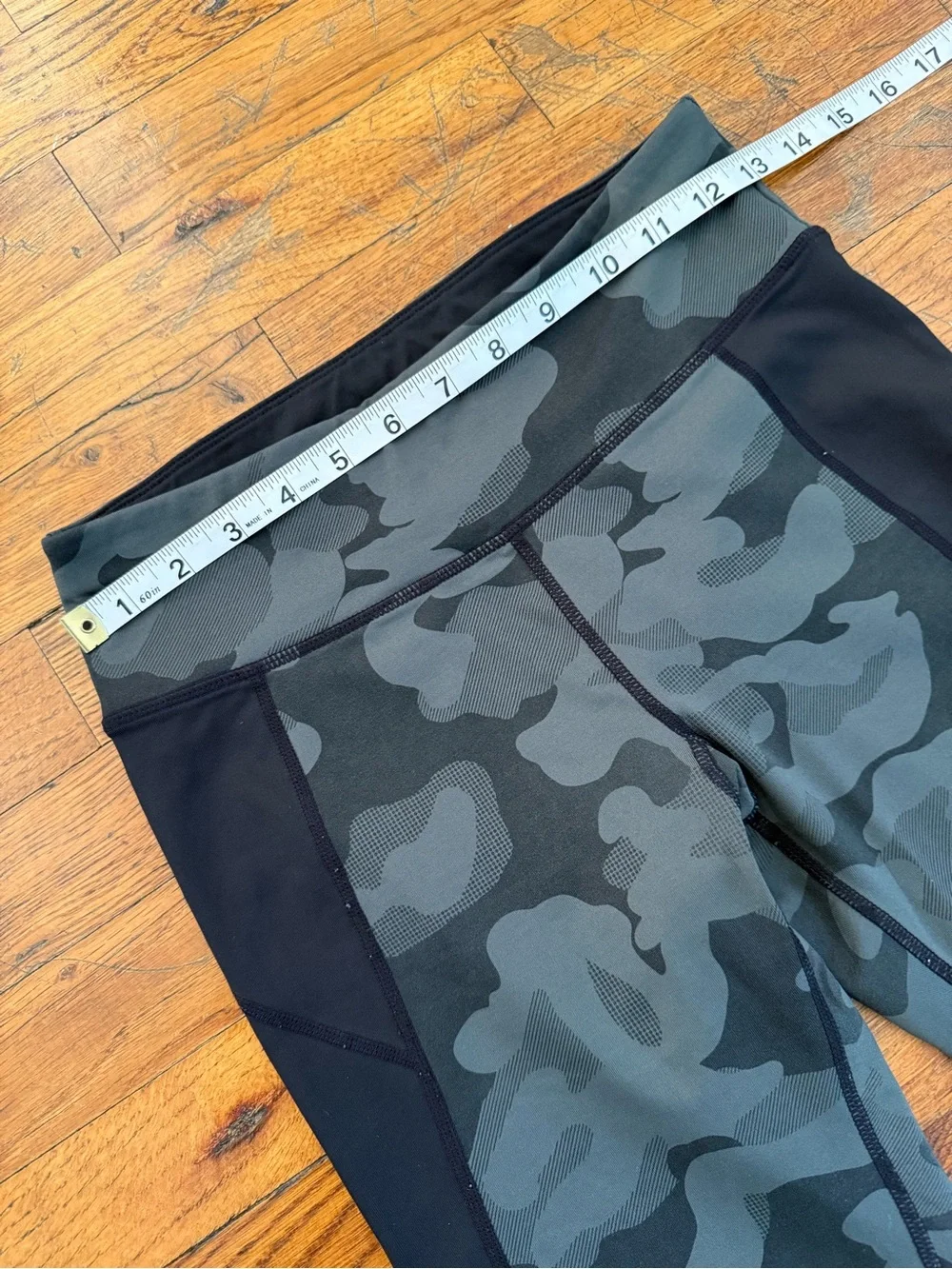 Calvin Klein High-Rise Camo Wick Performance Leggings Black Olive Size S
